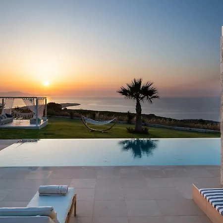 Elias Luxury *