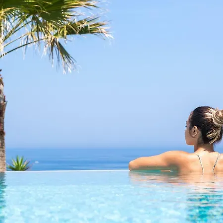 Elias Luxury Villa